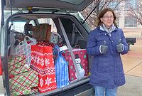 Volunteer and give back 11211774246_b084a8bded_m